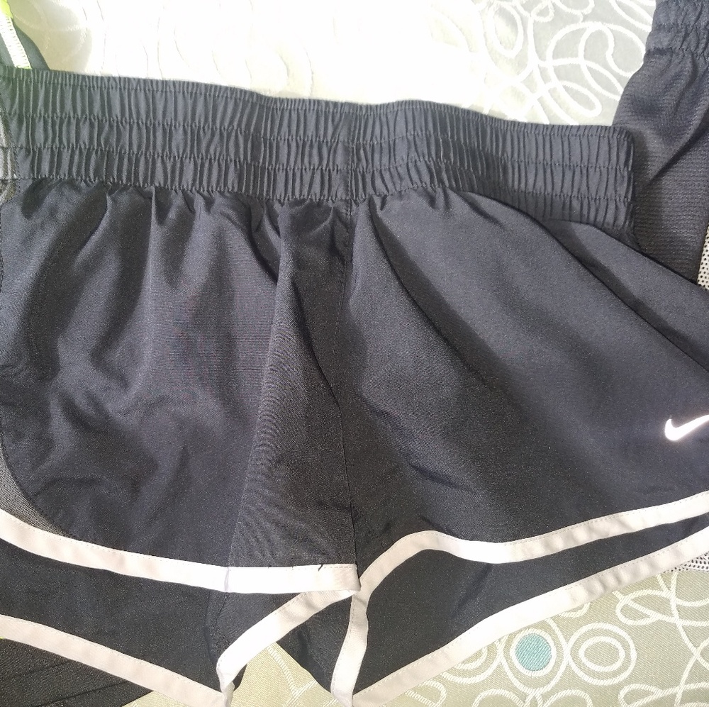 Athletic shorts size small (lot of 3)